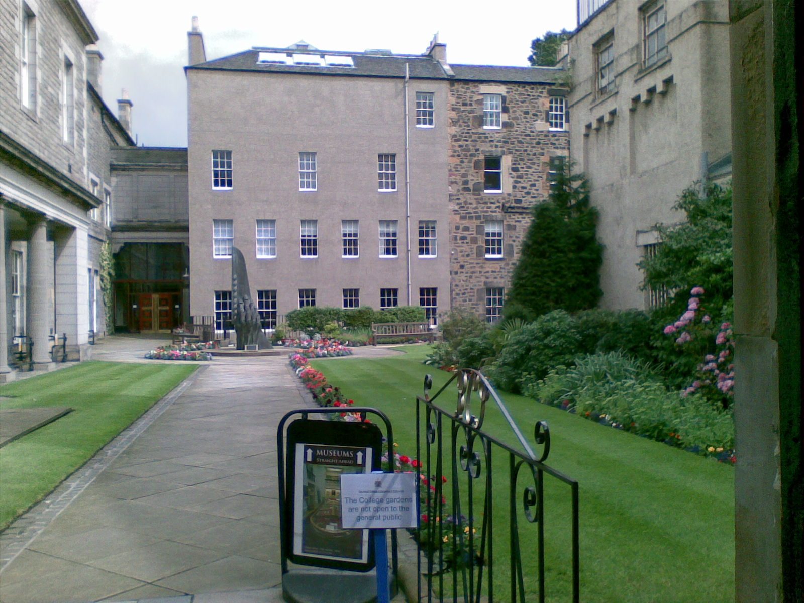The%20Royal%20College%20of%20Surgeons%2C%20Edinburgh%20%283%29.jpg